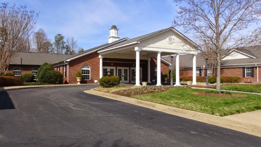 Commonwealth Senior Living at The West End Assisted| Seniors Guide